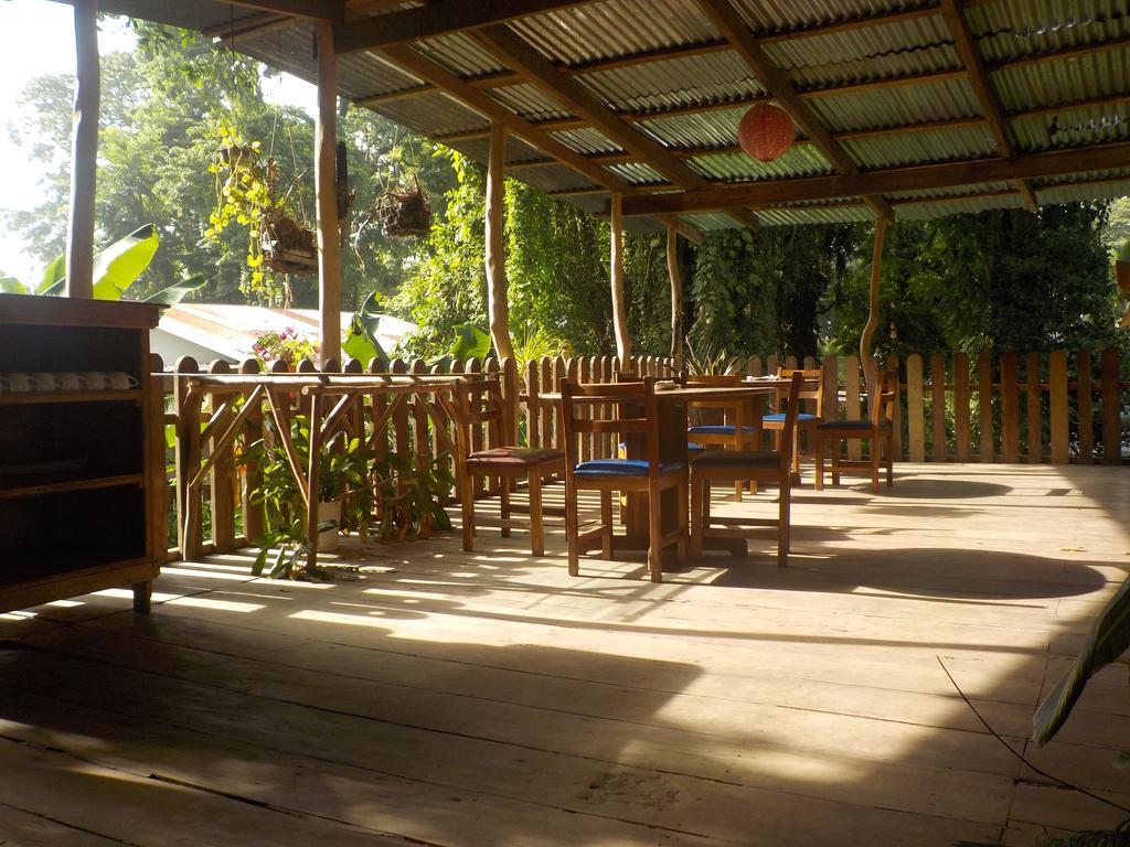 Talamanca Cabins Cahuita Exterior foto